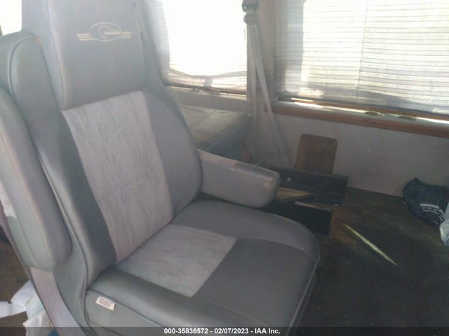Dodge RAM VAN 1998 2B6HB11X8WK145345 Image 9