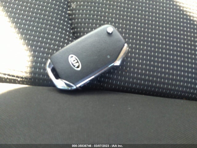 2019 KIA FORTE LXS VIN: 3KPF24AD0KE007456