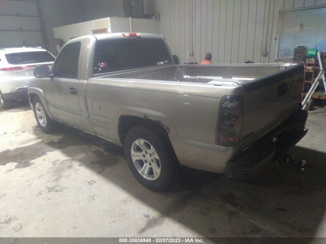 Chevrolet SILVERADO 1500 2000 1GCEC14W5YZ192430 Image 4
