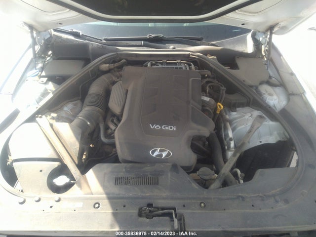 2015 Hyundai Genesis, VIN: KMHGN4JE2FU056956