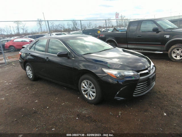 2015 Toyota Camry, VIN: 4T1BF1FK7FU058156