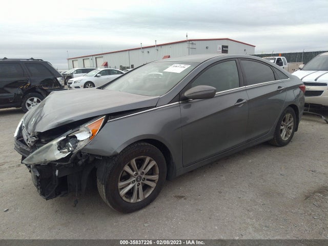 Hyundai SONATA GLS 2013 5NPEB4AC7DH569467 Image 2
