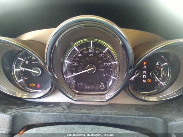 Lincoln MKT 2010 2LMHJ5AT0ABJ08771 Image 8