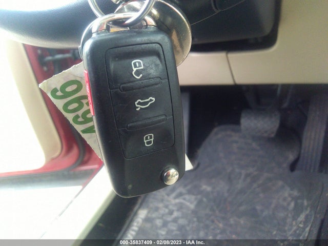 2015 Volkswagen Tiguan, VIN: WVGBV7AX4FW106239