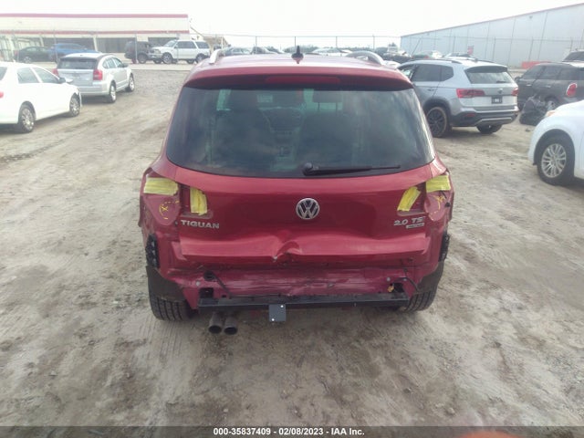 2015 Volkswagen Tiguan, VIN: WVGBV7AX4FW106239