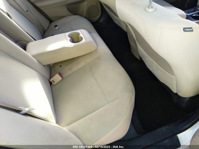 Nissan Altima 2015 1N4AL3AP4FC256888 Image 9