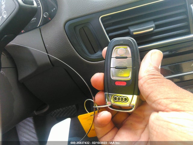 WA1DGAFP5EA103790 Audi Q5 Premium Plus