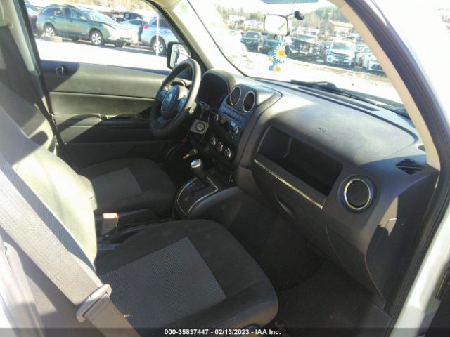 1C4NJPBB4FD428200 Jeep Patriot Sport