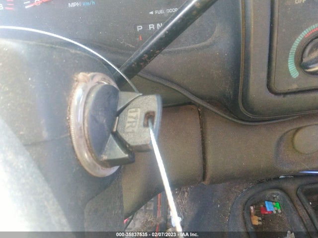 Dodge Dakota 2000 1B7GL22X3YS614391 Image 3