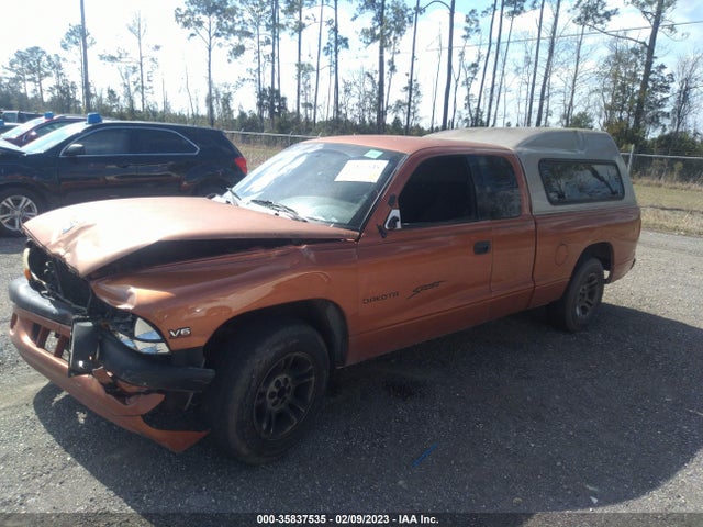 Dodge Dakota 2000 1B7GL22X3YS614391 Image 2