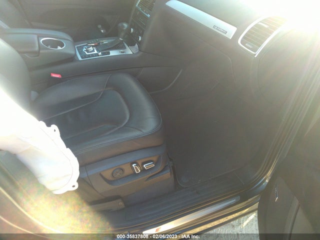 WA1DGAFE6ED019975 Audi Q7 3.0t S Line Prestige