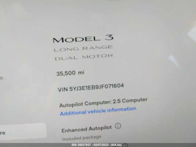 Tesla Model 3 Long Range 2018 5YJ3E1EB9JF071604 Image 8