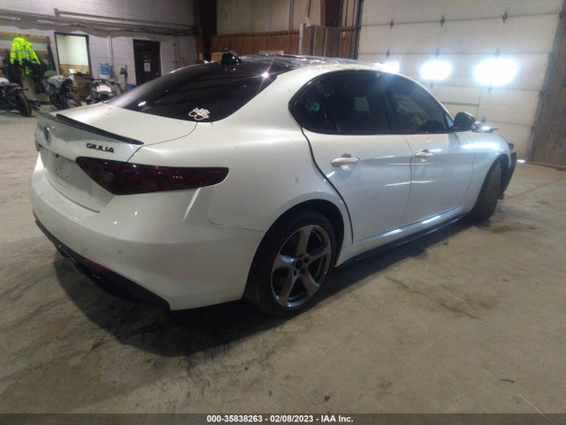 ZARFAEEN2J7596333 Alfa Romeo Giulia Ti Sport