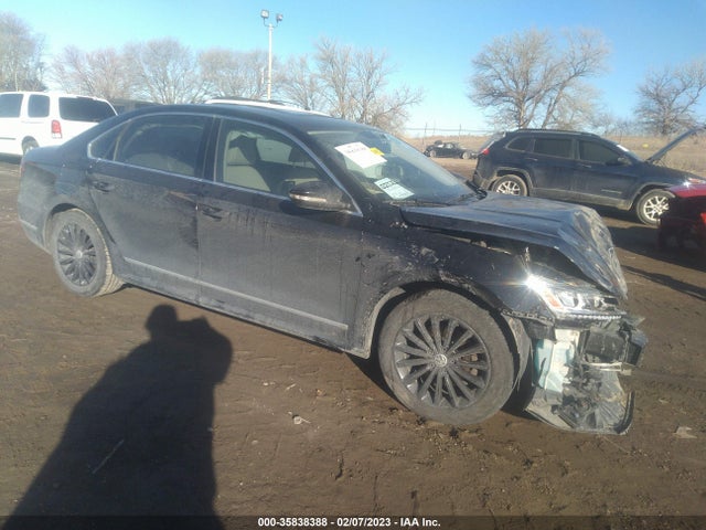 2017 1VWBT7A39HC050498 main image