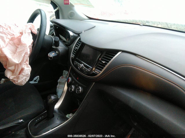 Chevrolet TRAX LS 2020 3GNCJKSB5LL297513 Image 5