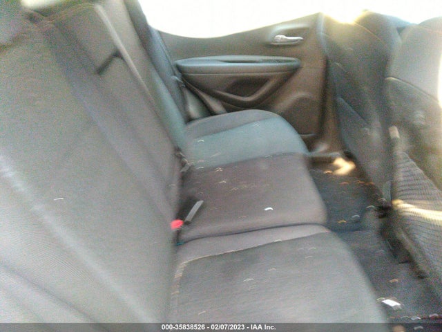Chevrolet TRAX LS 2020 3GNCJKSB5LL297513 Image 8