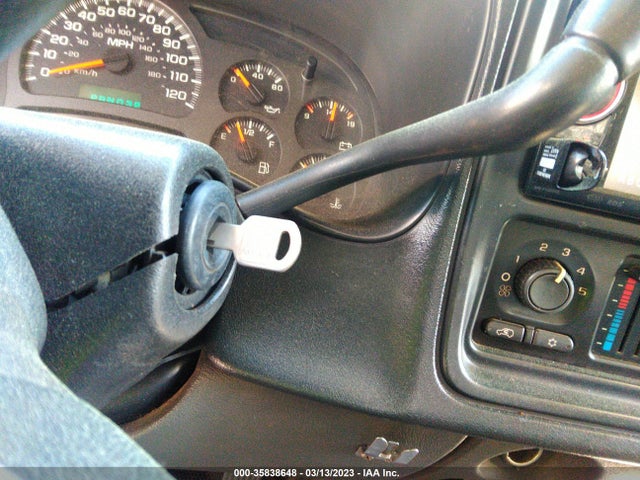 Chevrolet SILVERADO 2500HD 2003 1GCHK23U93F166395 Image 3