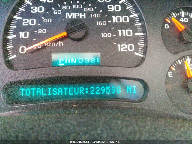 Chevrolet SILVERADO 2500HD 2003 1GCHK23U93F166395 Image 8