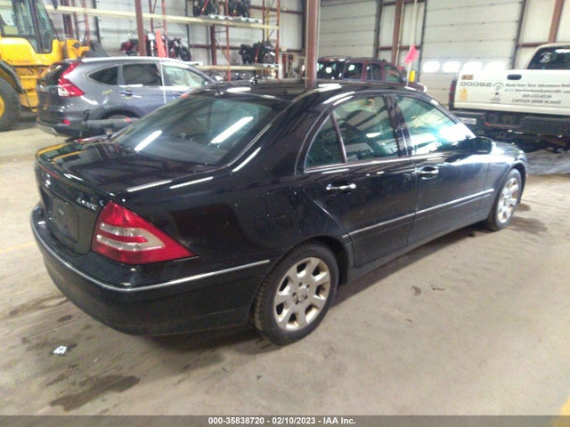 2006 MERCEDES-BENZ C-CLASS LUXURY VIN: WDBRF92HX6F792451