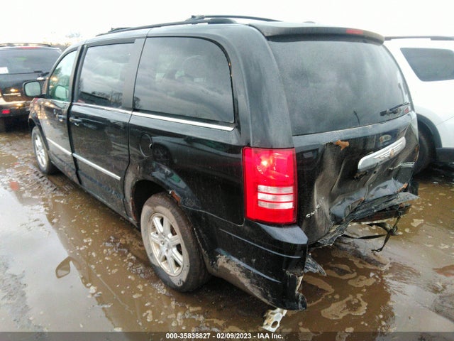 2A4RR5D13AR468190 Chrysler Town & Country Touring