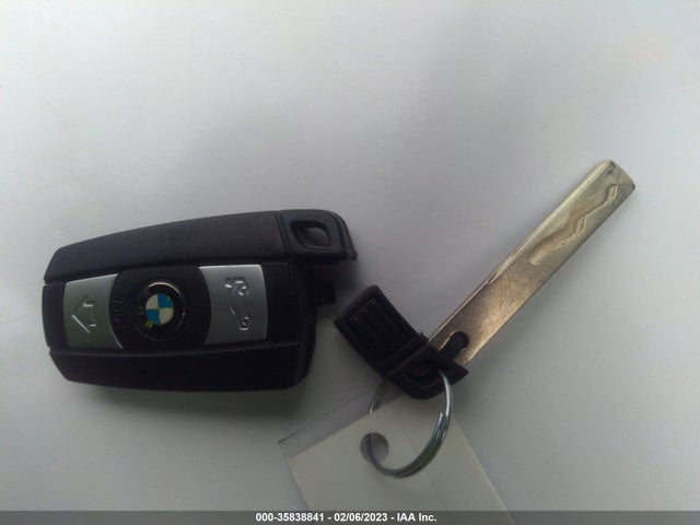 2016 BMW Z4, VIN: WBALM1C54GE634792