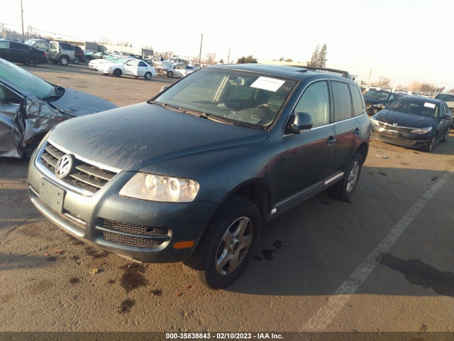 Volkswagen Touareg 2004 WVGBC67L74D012904 Image 2
