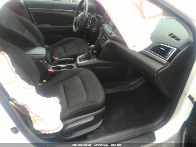 2018 HYUNDAI ELANTRA SEL VIN: 5NPD84LF5JH371466