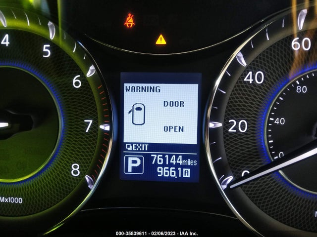 2016 INFINITI QX80 VIN: JN8AZ2NC9G9400917