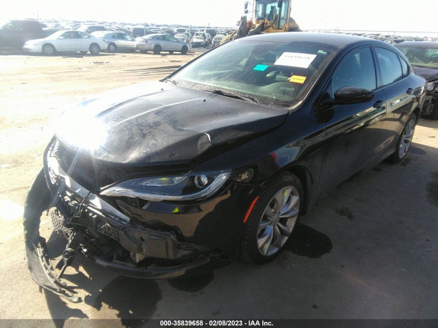 Chrysler 200 S 2015 1C3CCCBB2FN721490 Image 2