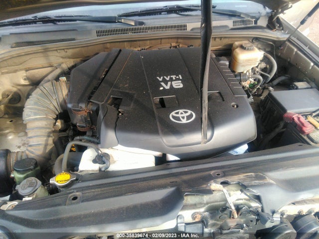 2005 TOYOTA 4RUNNER SR5 VIN: JTEBU14R450069305