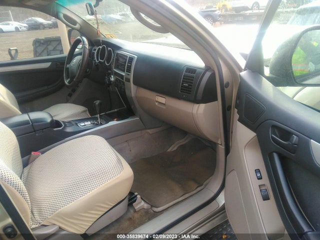 2005 TOYOTA 4RUNNER SR5 VIN: JTEBU14R450069305