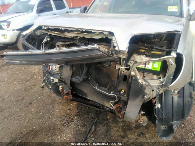 2005 TOYOTA 4RUNNER SR5 VIN: JTEBU14R450069305
