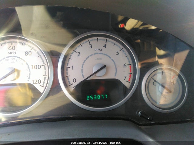 2A8HR54P58R688021 Chrysler Town & Country Touring