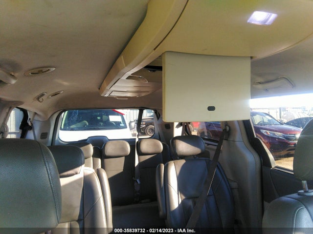 2A8HR54P58R688021 Chrysler Town & Country Touring