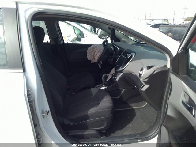 2017 Chevrolet Sonic, VIN: 1G1JD5SHXH4104131