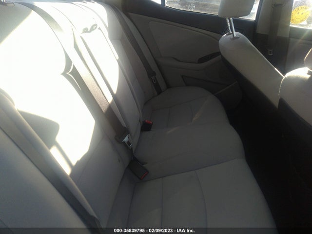 2015 Kia Optima, VIN: KNAGM4A76F5573659