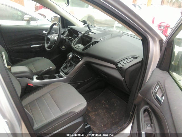 2016 Ford Escape, VIN: 1FMCU9G91GUC68242