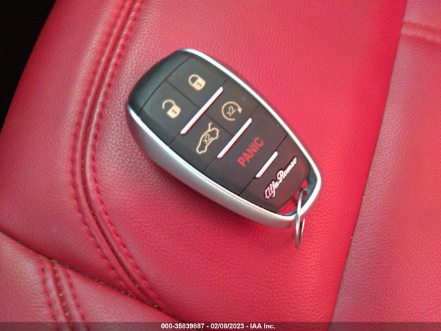 ZASPAKBN4L7C90472 Alfa Romeo STELVIO TI