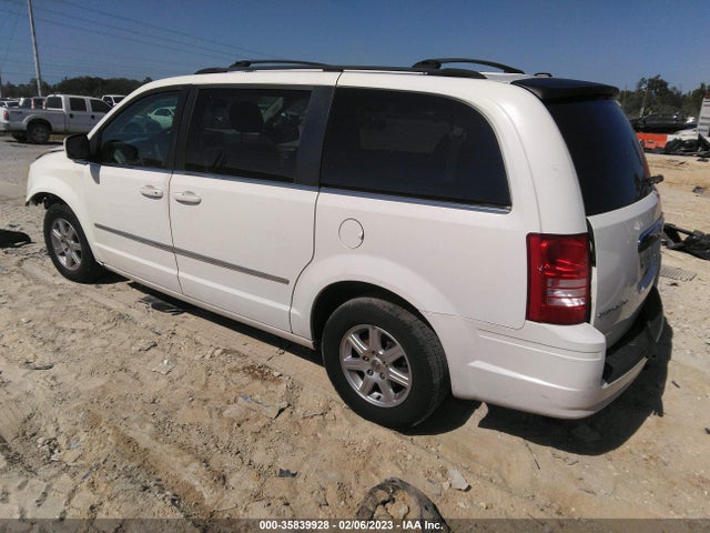 2A4RR5D12AR132269 Chrysler Town & Country