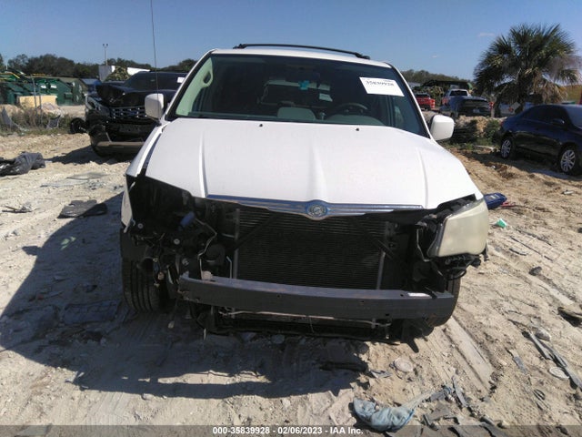 2A4RR5D12AR132269 Chrysler Town & Country