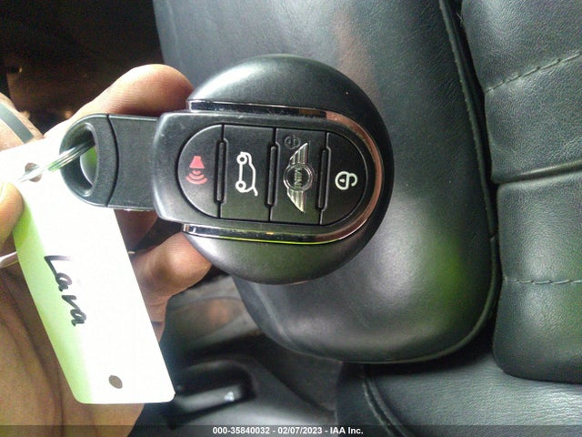 2017 Mini Countryman, VIN: WMZYV5C37H3E02070