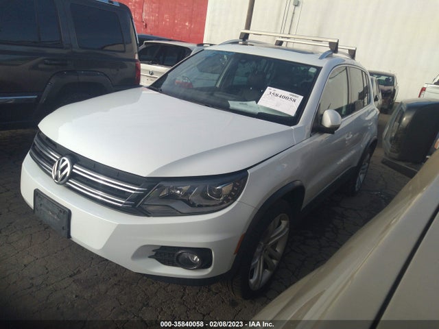 WVGBV7AX8GW615400 Volkswagen Tiguan