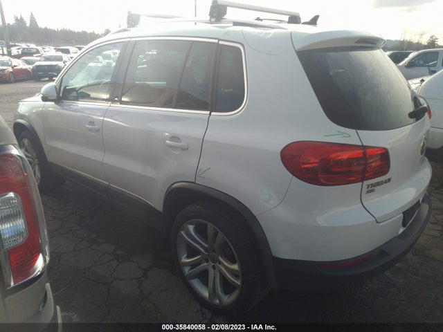 WVGBV7AX8GW615400 Volkswagen Tiguan