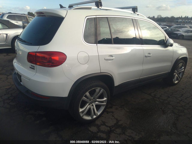 WVGBV7AX8GW615400 Volkswagen Tiguan