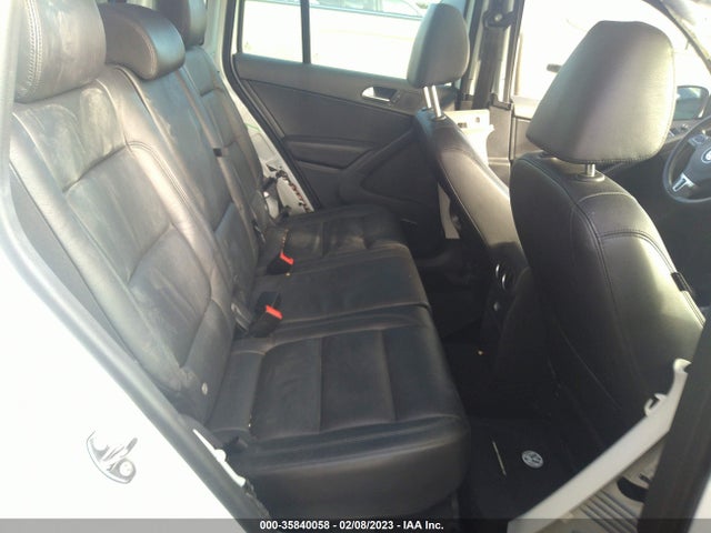 WVGBV7AX8GW615400 Volkswagen Tiguan