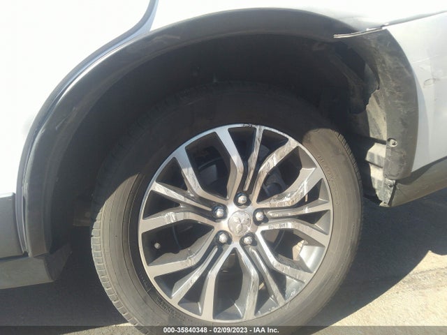 JA4AD3A34JZ052032 Mitsubishi Outlander Se
