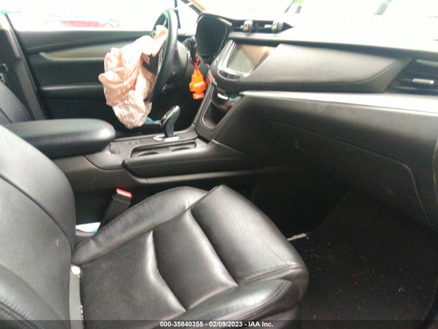 1GYKNDRS6HZ163176 Cadillac Xt5 Luxury Awd