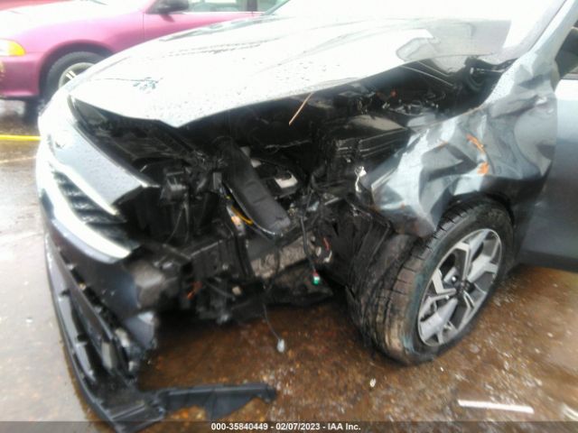 3KPF24AD8LE195421 KIA Forte Lxs
