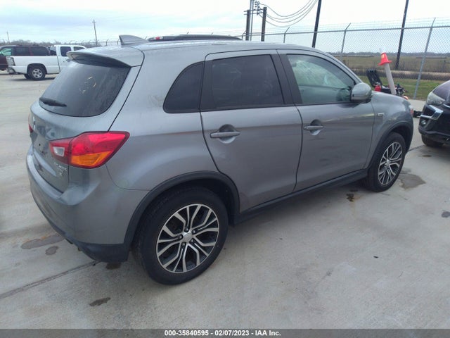 JA4AP3AW8HZ066303 Mitsubishi Outlander Sport Se 2.4