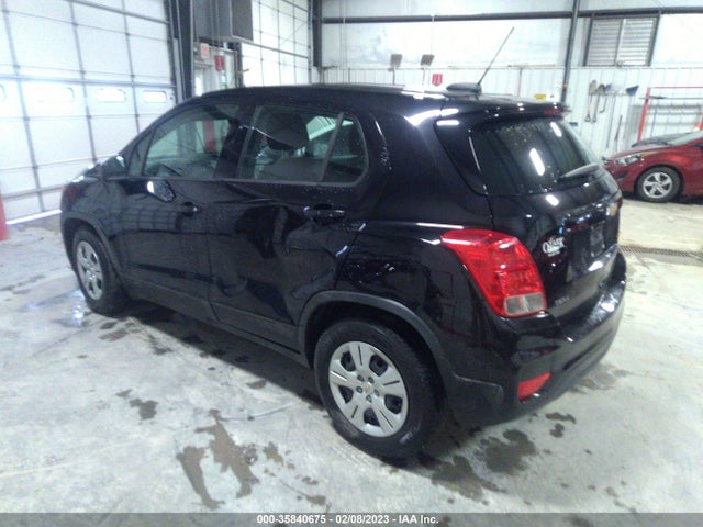 Chevrolet TRAX LS 2017 3GNCJKSB5HL162975 Image 3